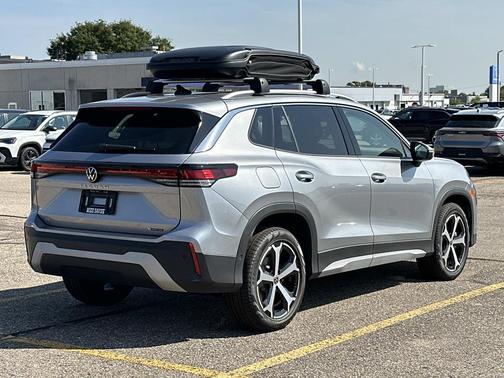 2025 Volkswagen Tiguan 2.0T SE 4MOTION