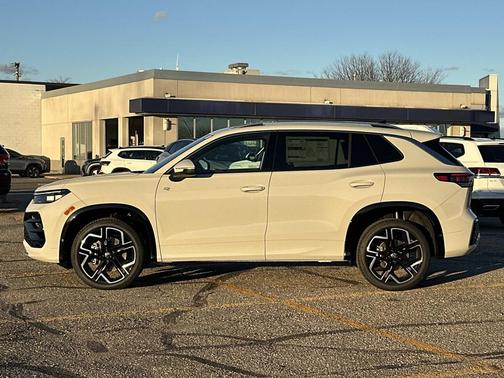 2026 Volkswagen Tiguan 2.0T SEL R-Line 4MOTION