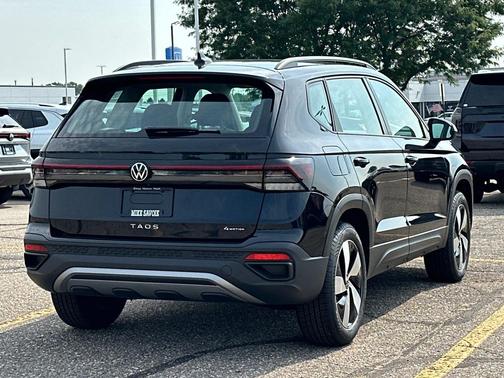 2025 Volkswagen Taos 1.5T S