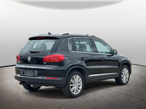 2016 Volkswagen Tiguan SE