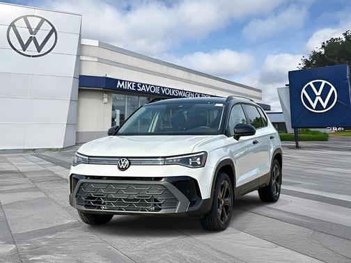 2025 Volkswagen Taos 1.5T SE Black