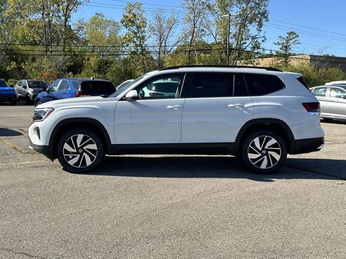 2025 Volkswagen Atlas 2.0T SE w/Technology 4MOTION