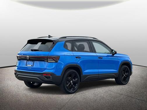 2025 Volkswagen Taos 1.5T SE Black