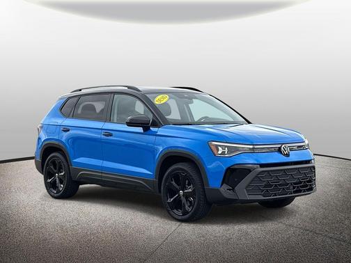 2025 Volkswagen Taos 1.5T SE Black