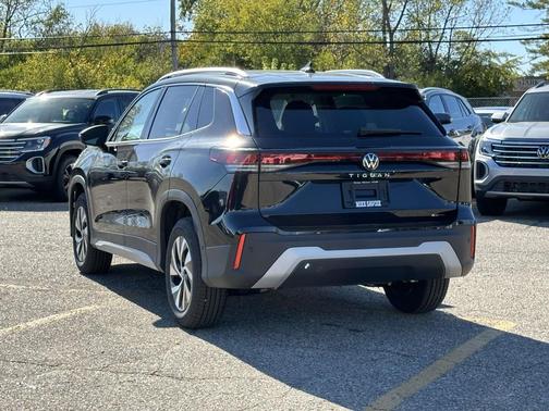 2025 Volkswagen Tiguan 2.0T S 4MOTION