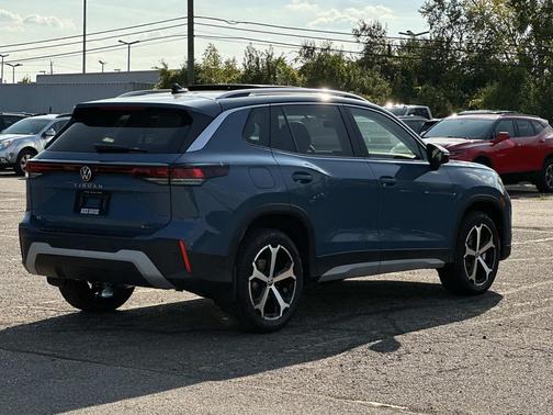 2025 Volkswagen Tiguan 2.0T SE 4MOTION