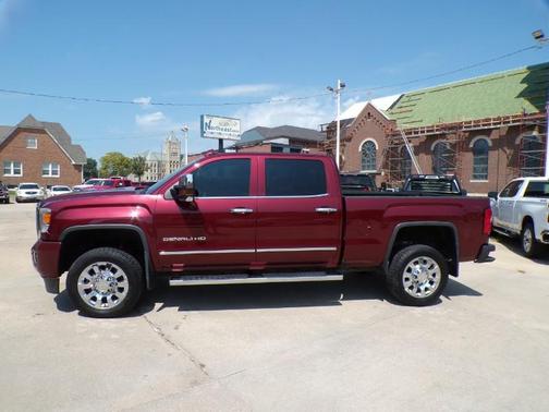 2016 GMC Sierra 2500 Denali