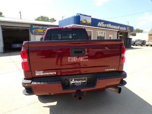 2016 GMC Sierra 2500 Denali