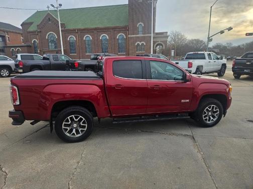 2017 GMC Canyon SLE