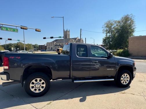 2011 GMC Sierra 2500 SLT