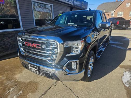 2021 GMC Sierra 1500 SLT