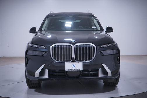 Black Sapphire Metallic 2024 BMW X7 xDrive40i