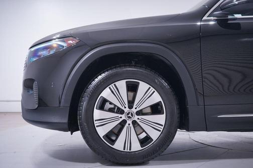 Midnight Black 2024 Mercedes-Benz EQB 250 Base