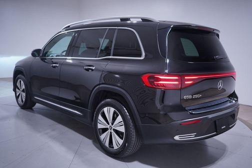 Midnight Black 2024 Mercedes-Benz EQB 250 Base