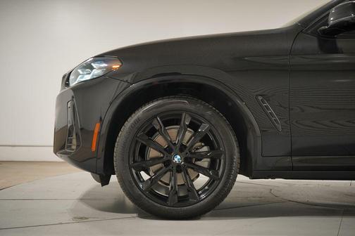 Black Sapphire Metallic 2024 BMW X4 xDrive30i