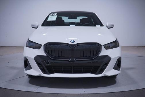Alpine White 2026 BMW 530 i