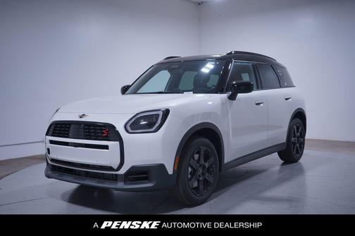 White Metallic 2026 MINI Countryman S
