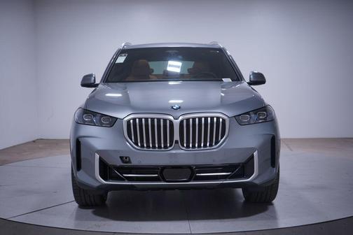 Gray Metallic 2026 BMW X5 sDrive40i