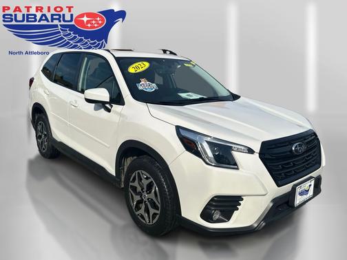 2023 Subaru Forester Premium