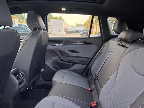 Blue 2026 Volkswagen Tiguan 2.0T SE R-Line Black