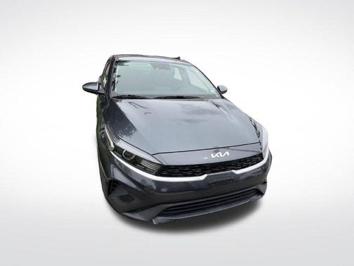 Gravity Gray 2023 Kia Forte LXS