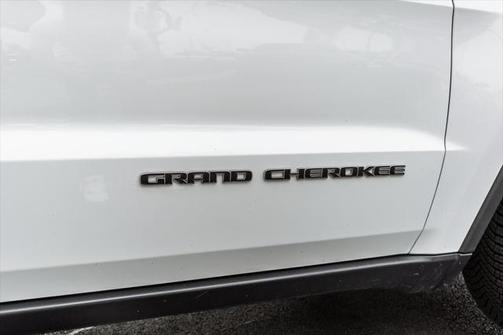 2020 Jeep Grand Cherokee Laredo