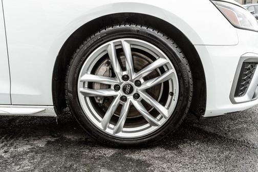 2023 Audi A4 45 S line Premium Plus