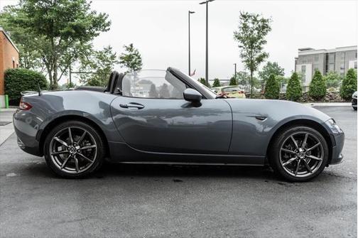 2016 Mazda MX-5 Miata Grand Touring