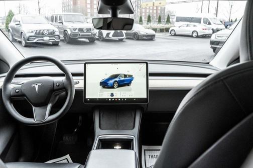 2023 Tesla Model Y Long Range Dual Motor All-Wheel Drive