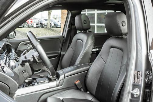 Mountain Grey Metallic 2022 Mercedes-Benz GLB 250 4MATIC