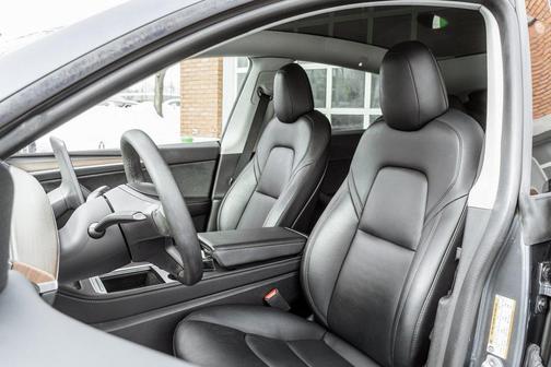 2022 Tesla Model Y Performance Dual Motor All-Wheel Drive