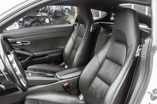 2015 Porsche Cayman Base