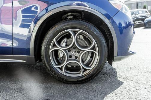 2022 Alfa Romeo Stelvio Ti