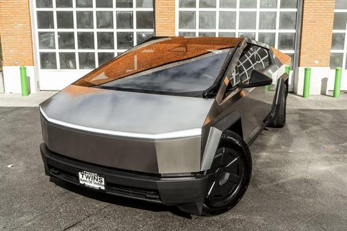 2025 Tesla Cybertruck All-Wheel Drive