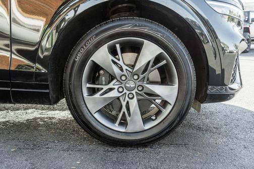2022 Genesis GV70 3.5T AWD Sport