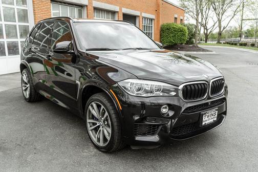 Black 2018 BMW X5 M Base