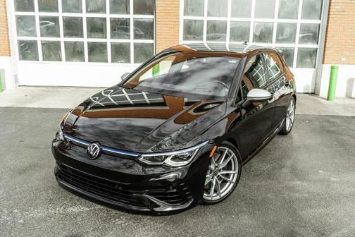 2024 Volkswagen Golf R 2.0T Manual