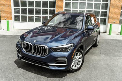 Phytonic Blue Metallic 2019 BMW X5 xDrive40i