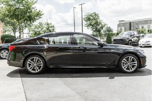 2017 BMW 750 i xDrive