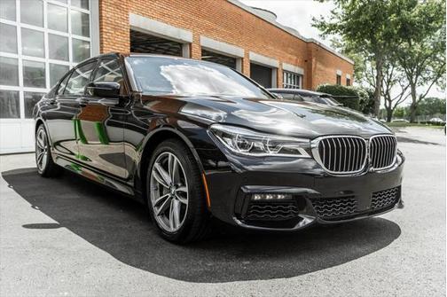 2017 BMW 750 i xDrive