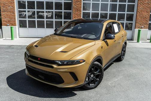 Acapulco Gold 2024 Dodge Hornet R/T Plus EAWD