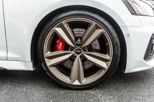 Glacier White Metallic 2022 Audi RS 5 2.9T