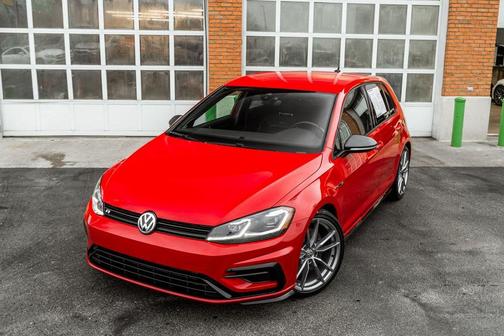 2019 Volkswagen Golf R 2.0T DSG
