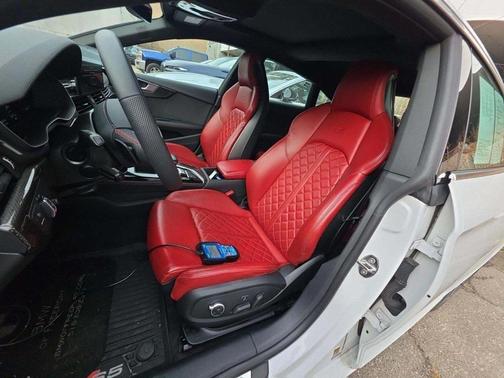 2023 Audi S5 Premium Plus TFSI quattro Tiptronic