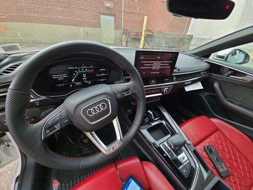 2023 Audi S5 Premium Plus TFSI quattro Tiptronic