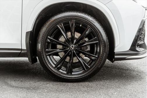 2022 Lexus NX 350 F SPORT Handling