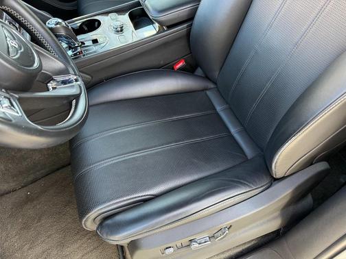 2019 Bentley Bentayga V8