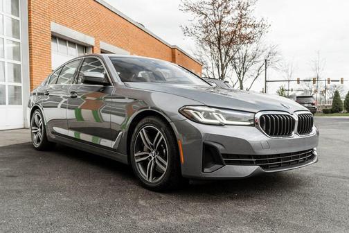 2022 BMW 530 i xDrive