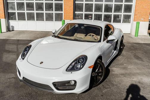 2016 Porsche Cayman Black Edition