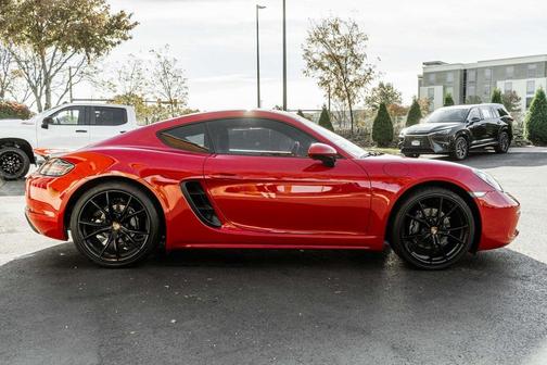 2018 Porsche 718 Cayman Base
